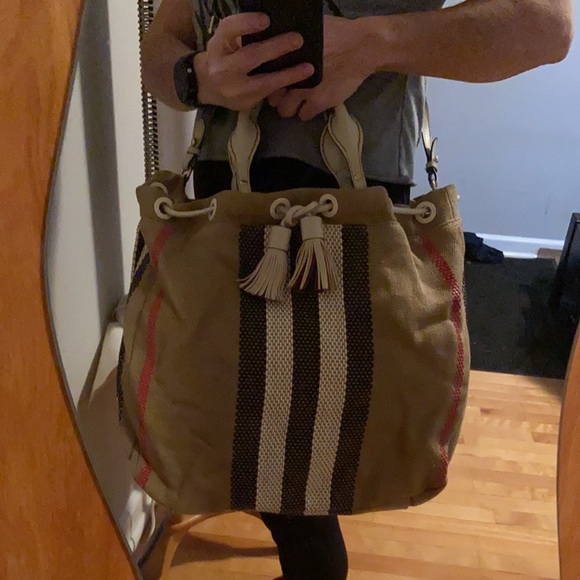 Burberry Check Tote Bag - Picture 5 of 7